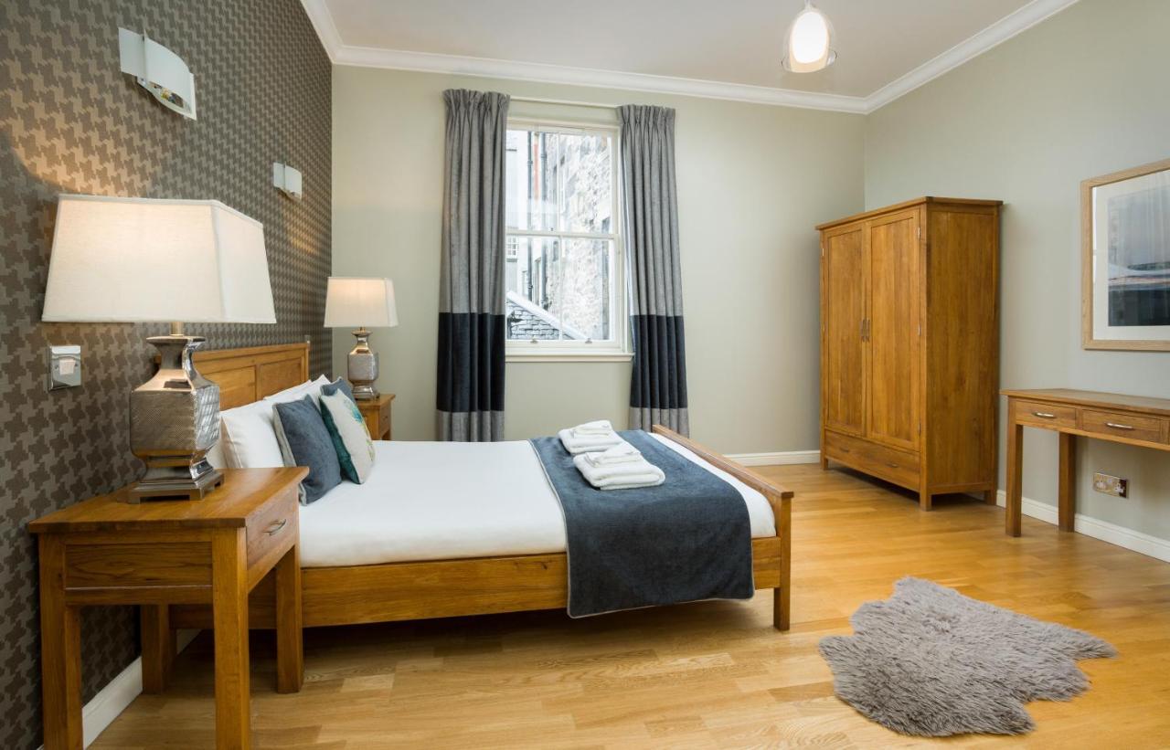 Old Town Suites - Royal Mile Edinburgh Bagian luar foto